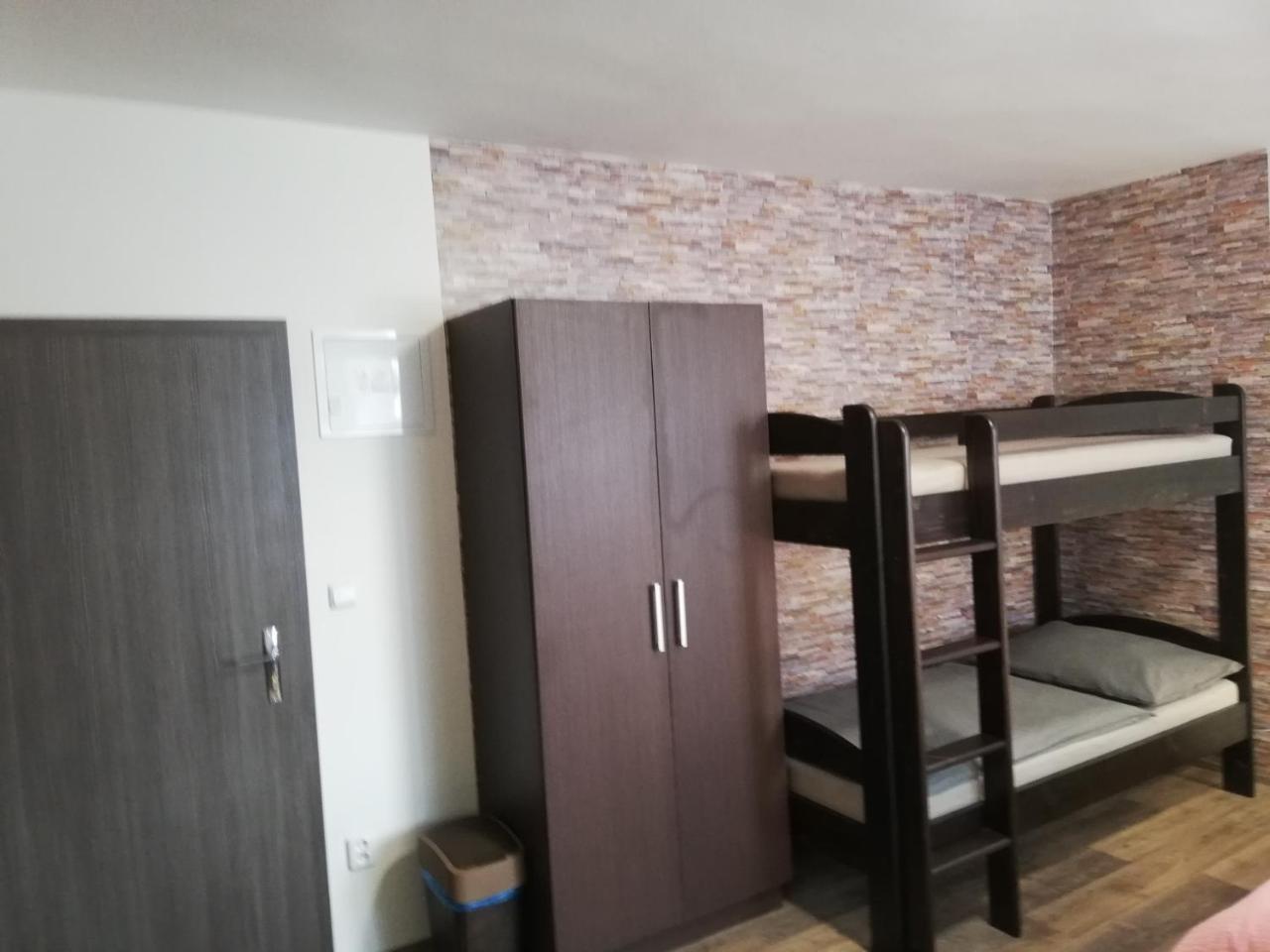 Apartmany Agatha Лоучна-над-Десноу Екстер'єр фото