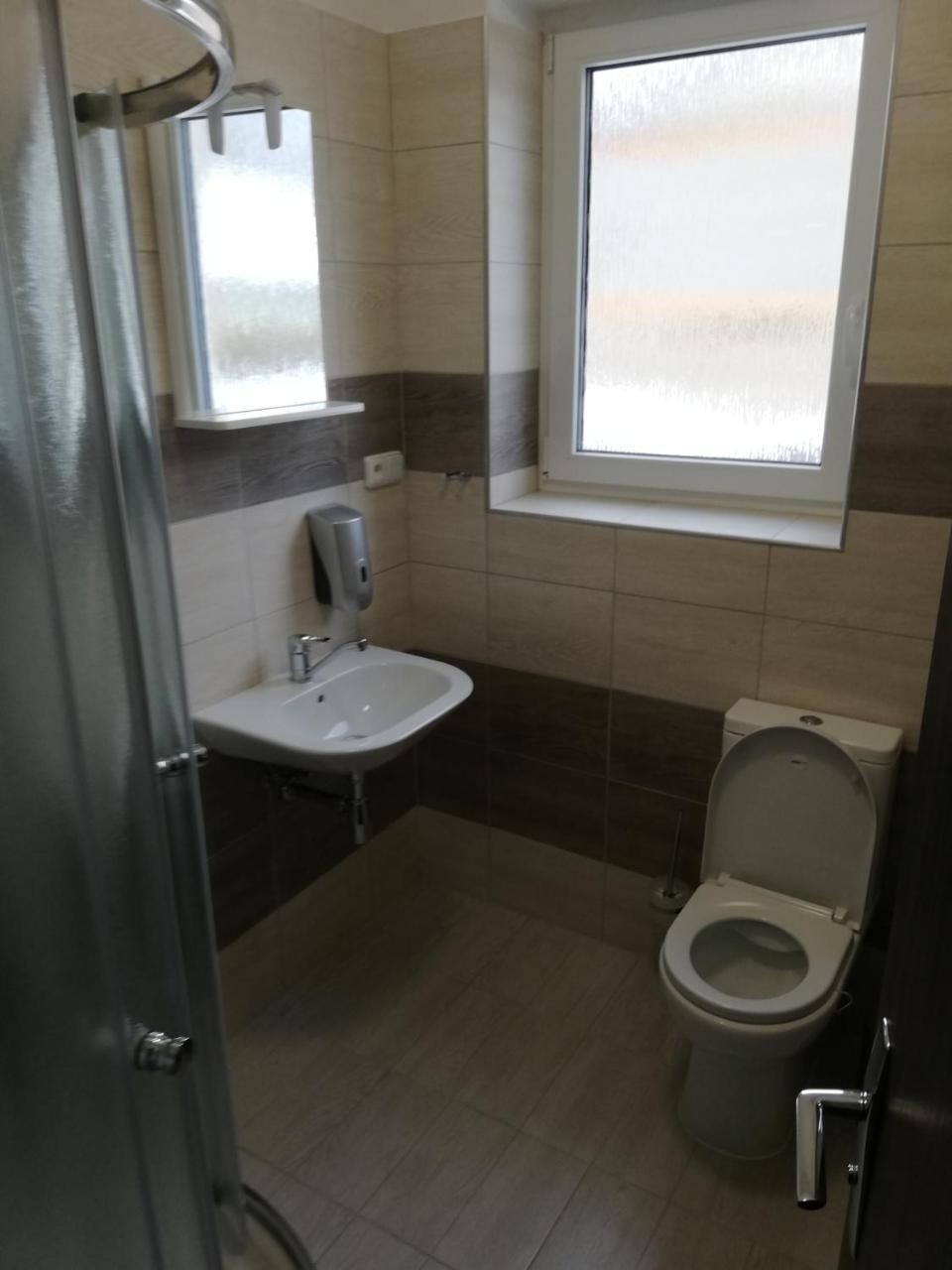Apartmany Agatha Лоучна-над-Десноу Екстер'єр фото