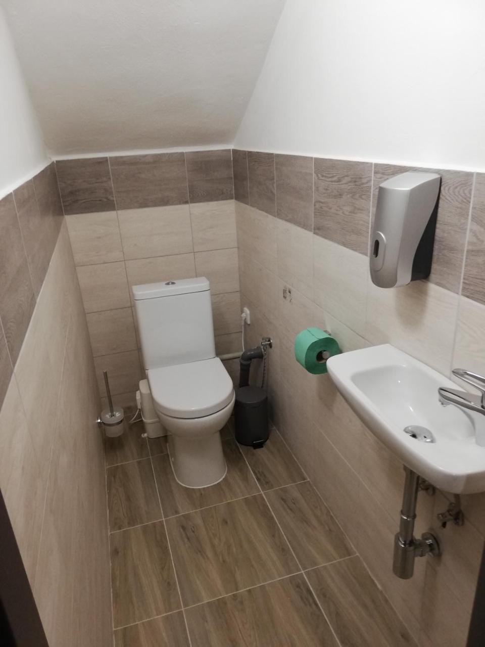 Apartmany Agatha Лоучна-над-Десноу Екстер'єр фото